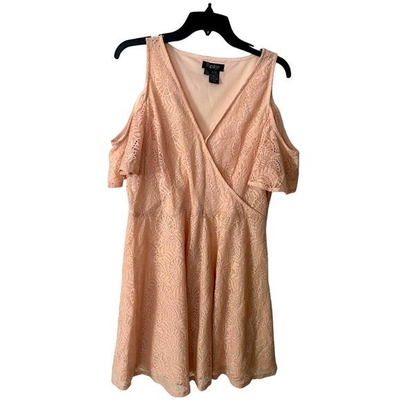 papillon Dresses & Skirts - Papillon pink lace mini dress | size large | pink bohemian lace dress